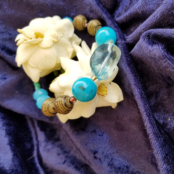 Hand Made with Care - Picture 1 of 1